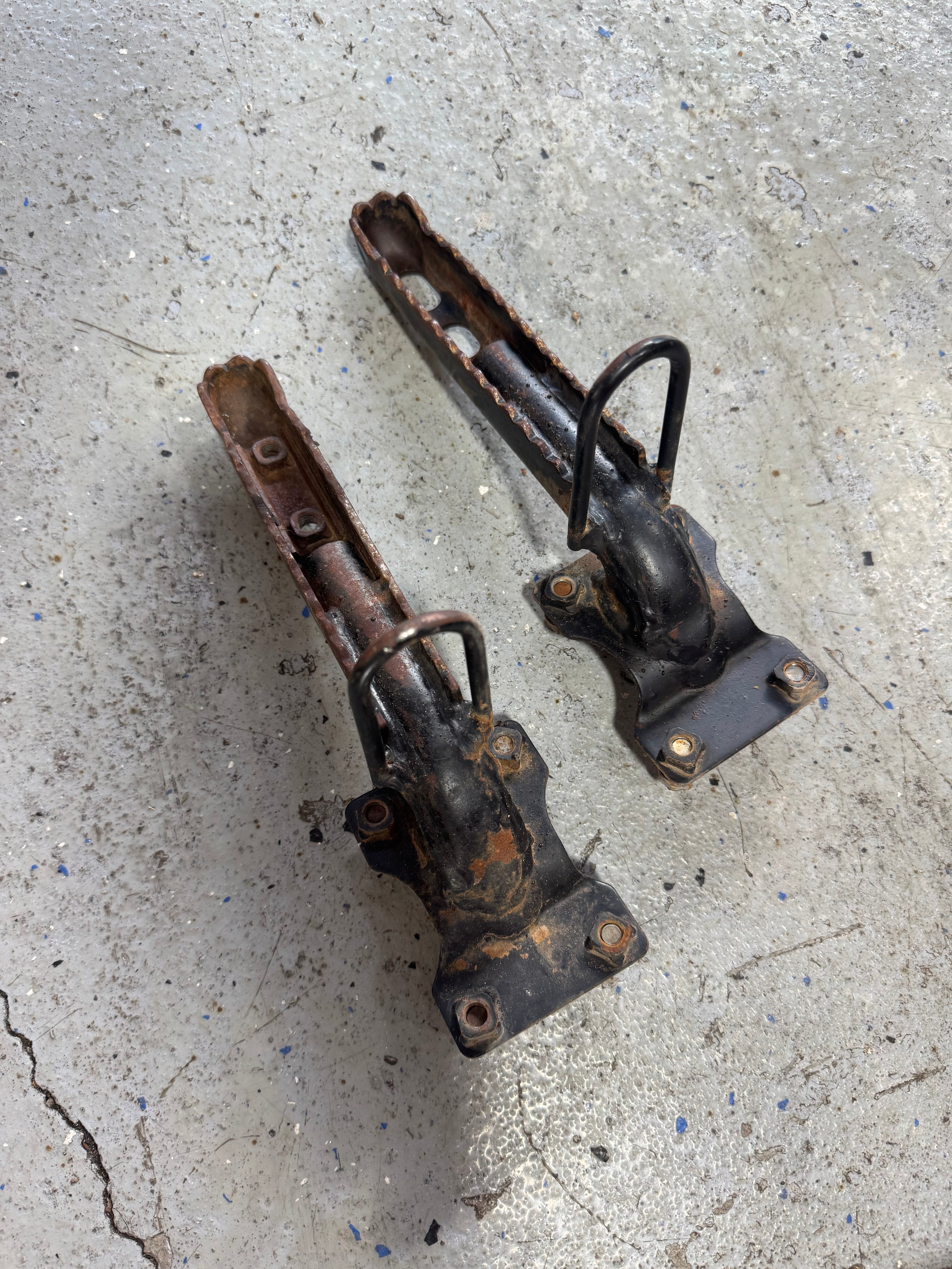 1989-2005 Kawasaki Bayou 4x4 Left Right Foot Rest Pegs